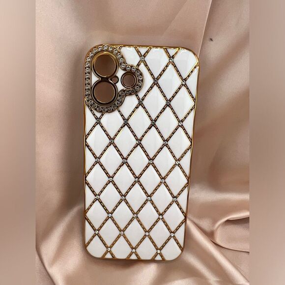 White and Gold Diamond Pattern IPhone 16 plus Case - Picture 3 of 5